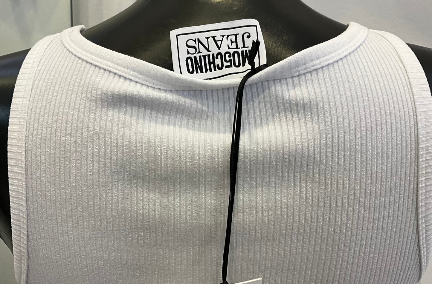MOSCHINO Jeans Top Ripp weiß mit Logo vorne
