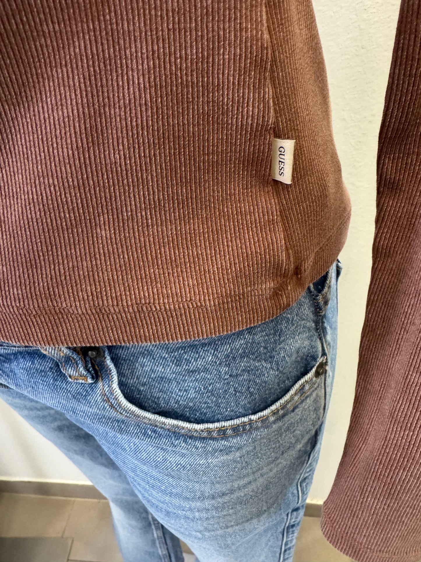 Guess langarm Shirt mit gesticktem Logo „Guess Jeans“