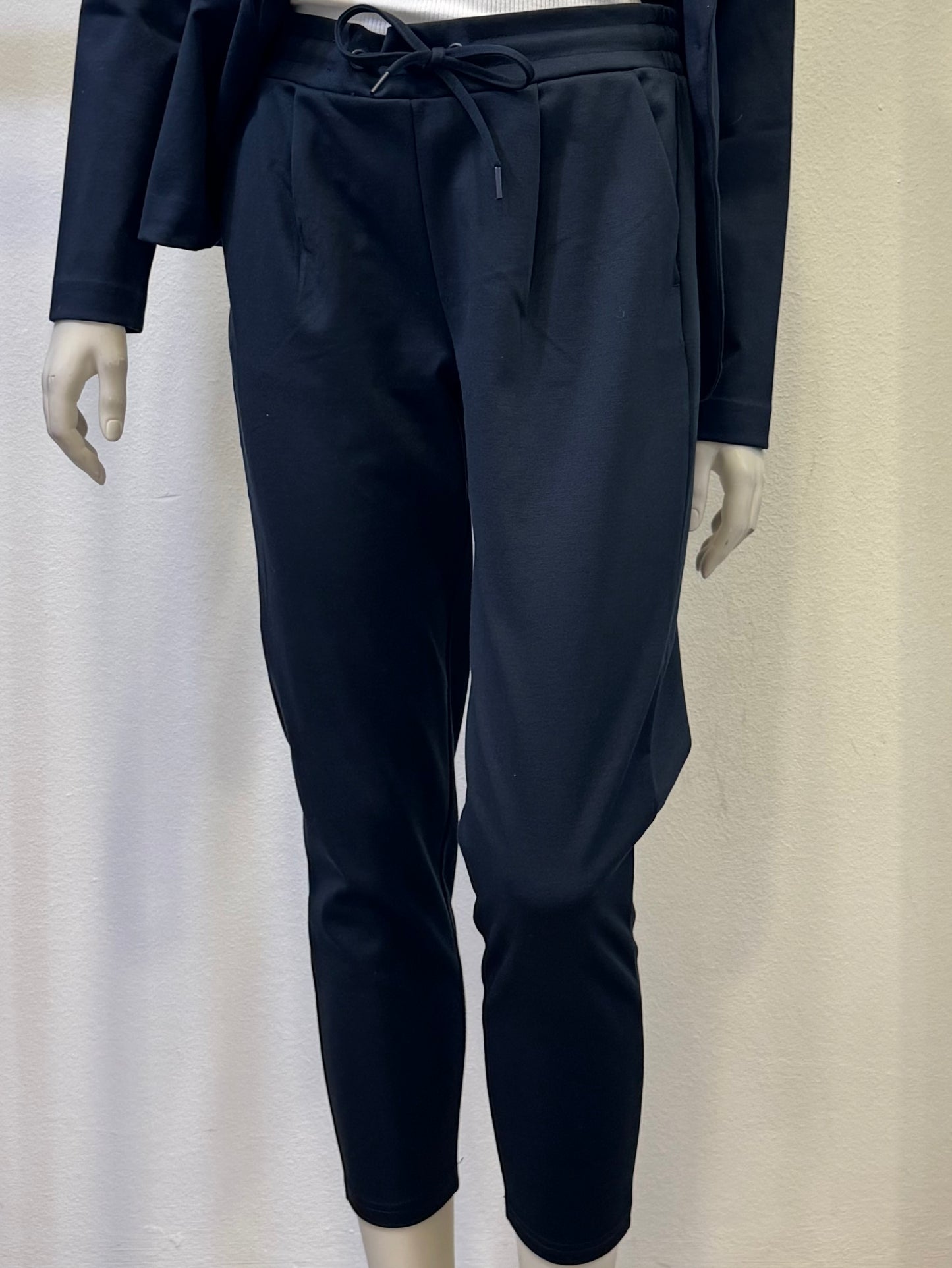 Ichi Hose Sweatpant mit Tunnelzug ‚Kate‘ verkürzte Länge