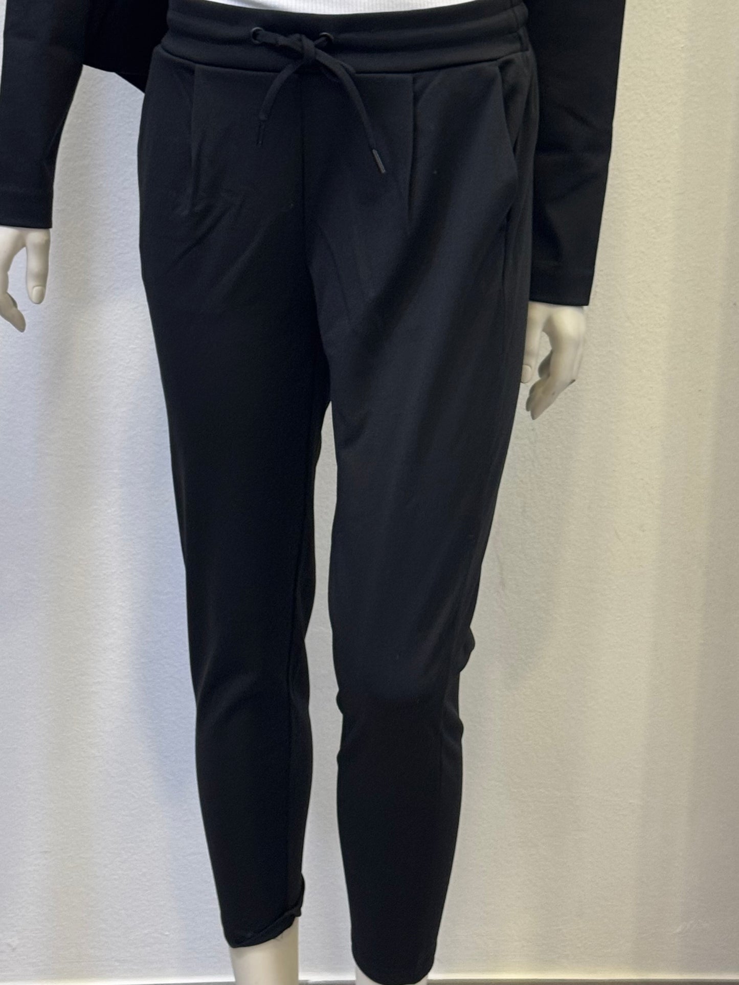 Ichi Hose Sweatpant mit Tunnelzug ‚Kate‘ verkürzte Länge