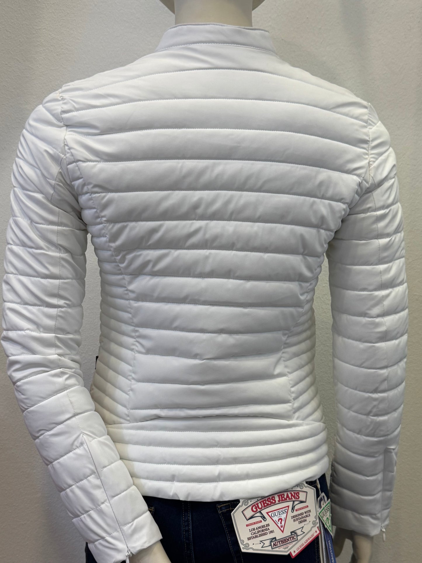 Guess Übergangsjacke Mega bequeme Paßform