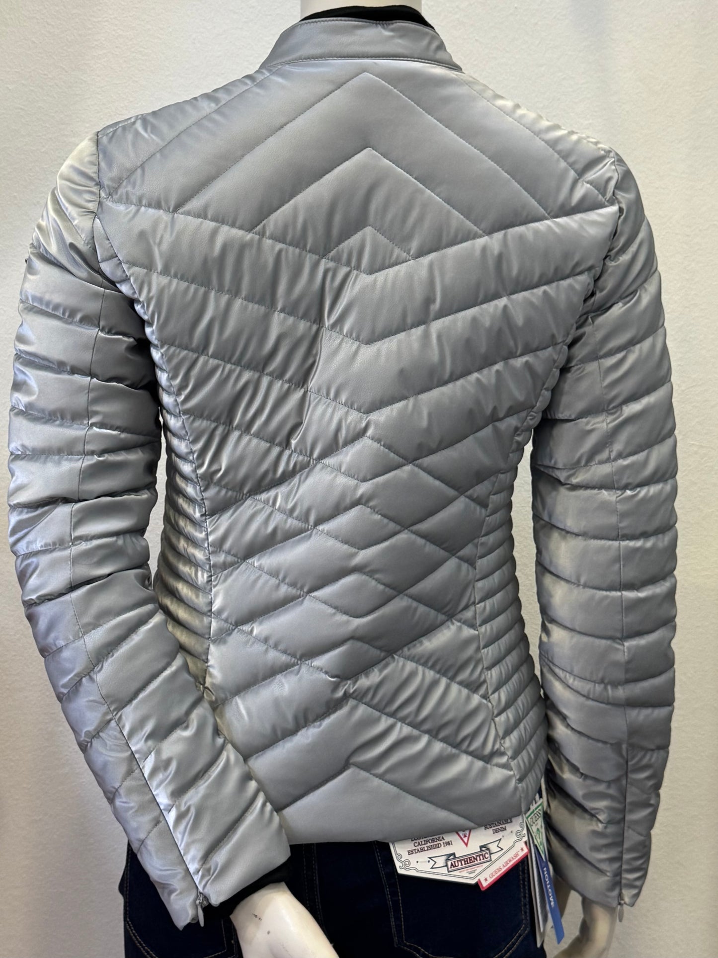 Guess Übergangsjacke Mega bequeme Paßform