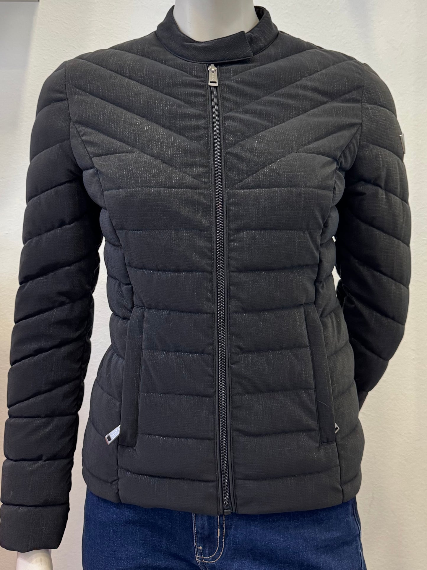 Guess Übergangsjacke Mega bequeme Paßform